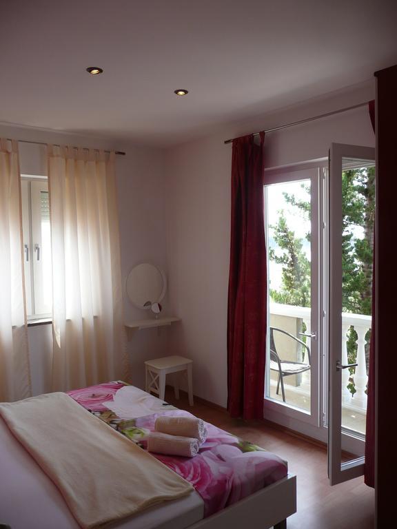 Barbat na Rabu Apartments Rafaela מראה חיצוני תמונה