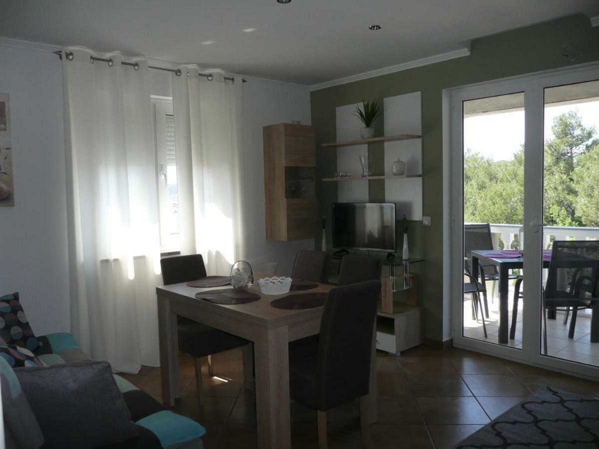 Barbat na Rabu Apartments Rafaela מראה חיצוני תמונה
