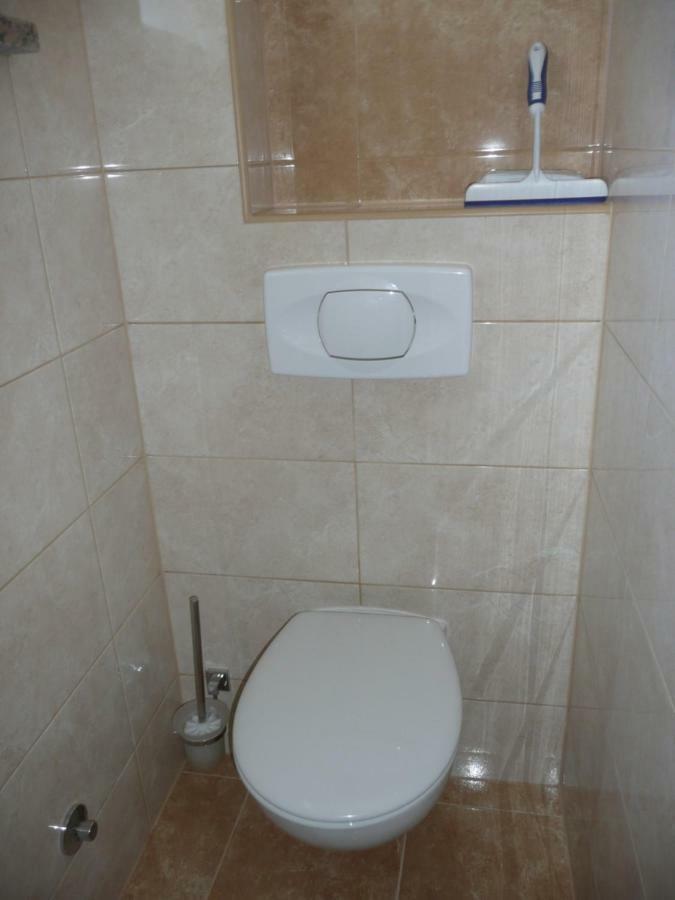 Barbat na Rabu Apartments Rafaela מראה חיצוני תמונה